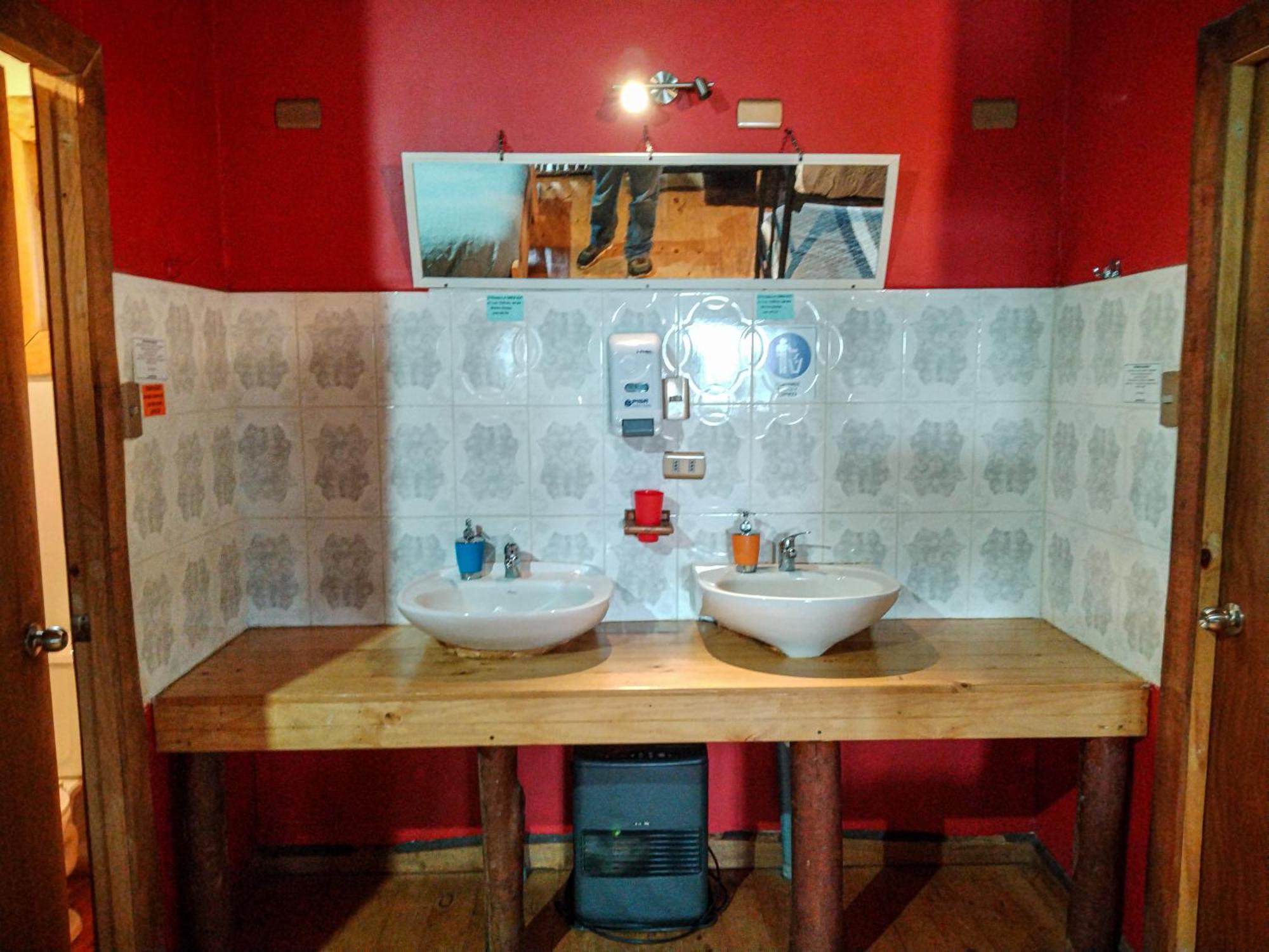 Hostal & Cabanas Luna Del Sur Кукао Экстерьер фото
